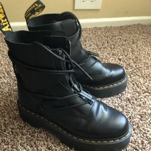 Dr martens jarrick boots!